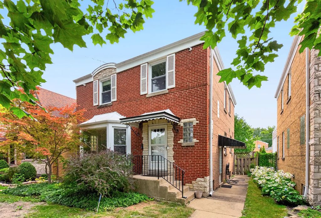 1851 N Natoma Avenue, Chicago