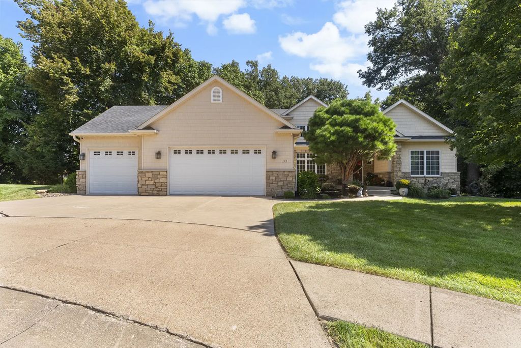 33 Chippiannock Place, Rock Island