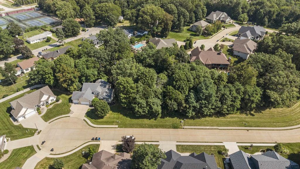 31 Chippiannock Place, Rock Island