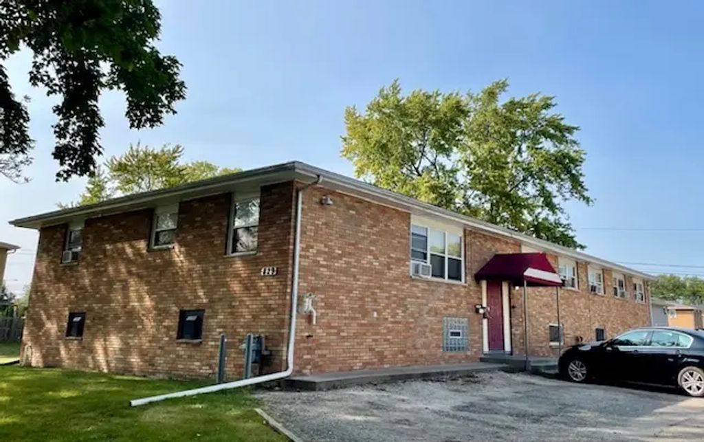 829 Greenbrier Road, DeKalb