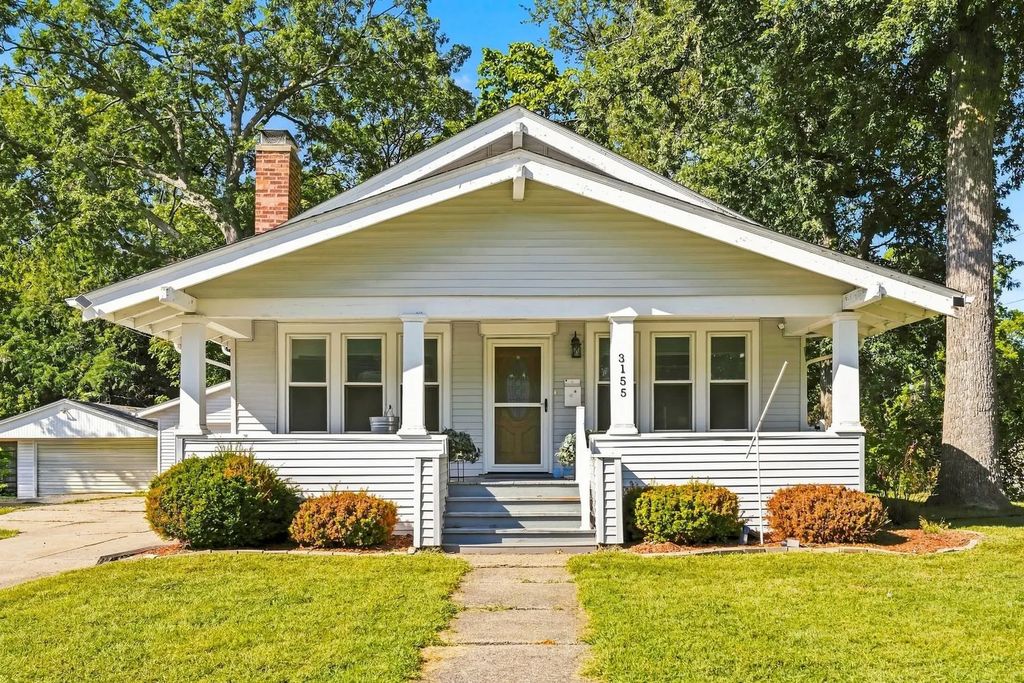 3155 18th Avenue, Moline