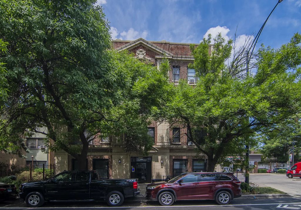 1414 W Pratt Boulevard 112, Chicago