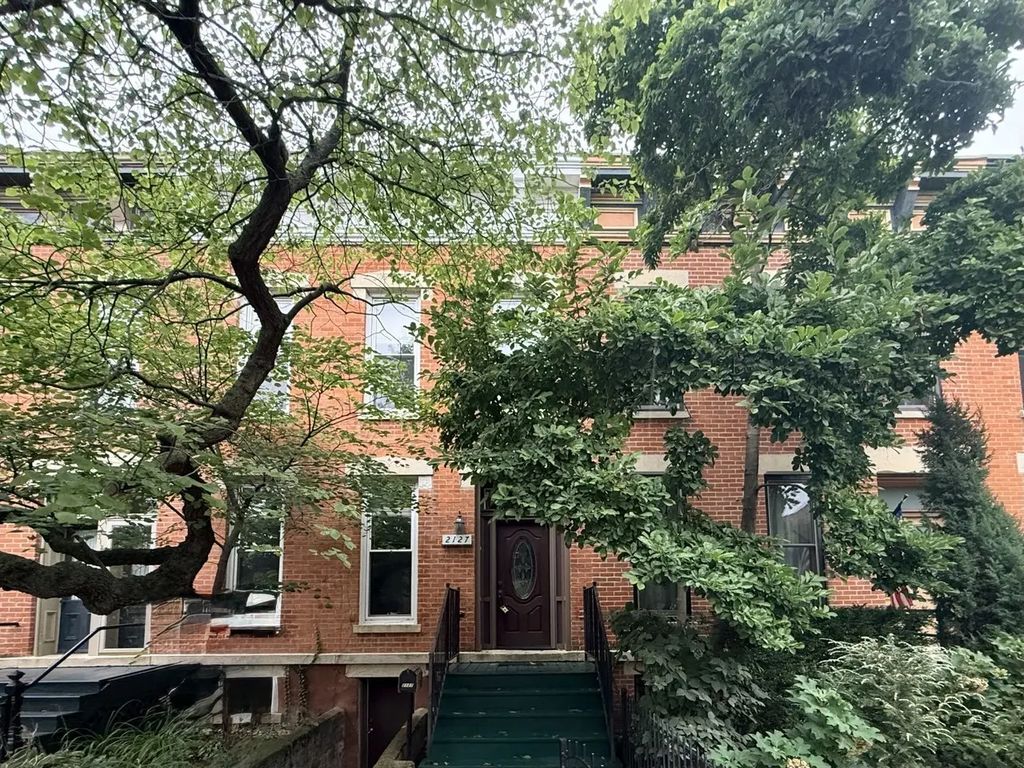 2127 W Bowler Street, Chicago
