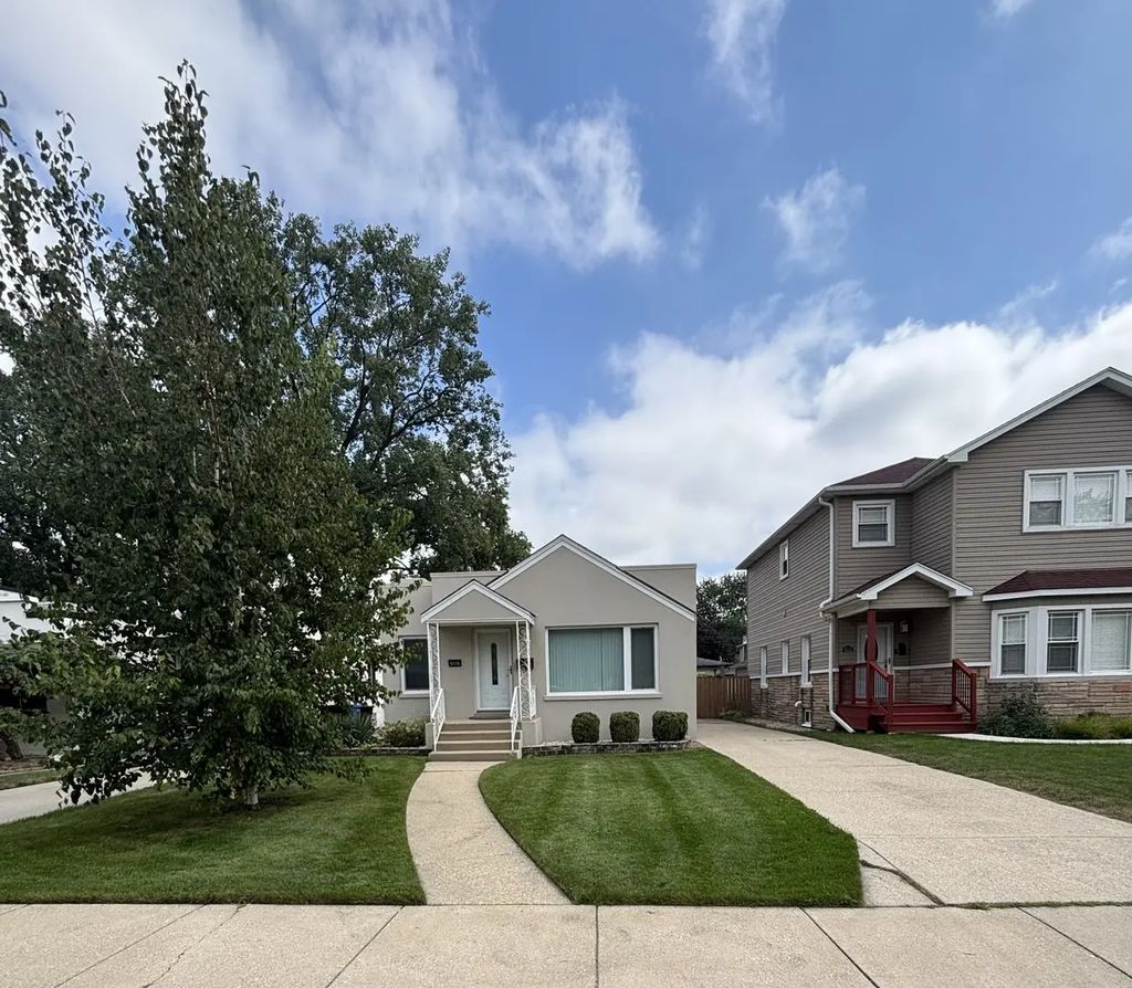 5115 N Mobile Avenue, Chicago