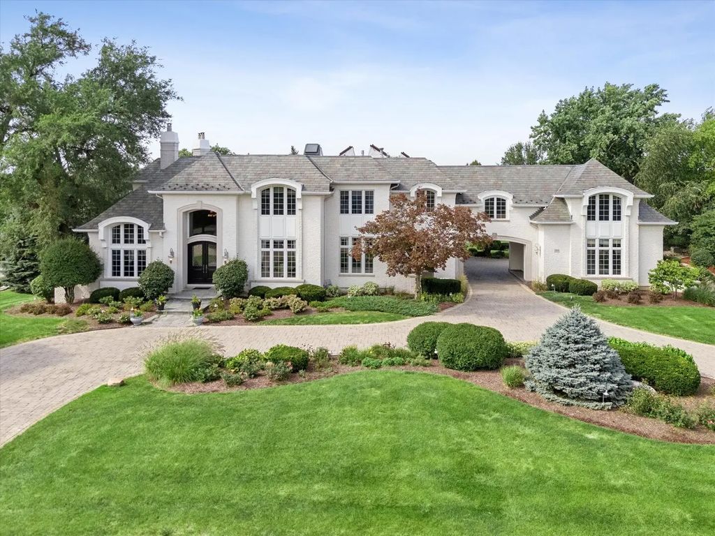 1904 Midwest Club Parkway, Oak Brook