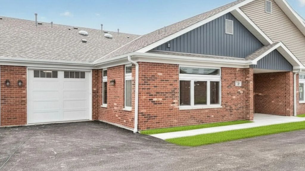 66 Kloe Lane 66, Sycamore