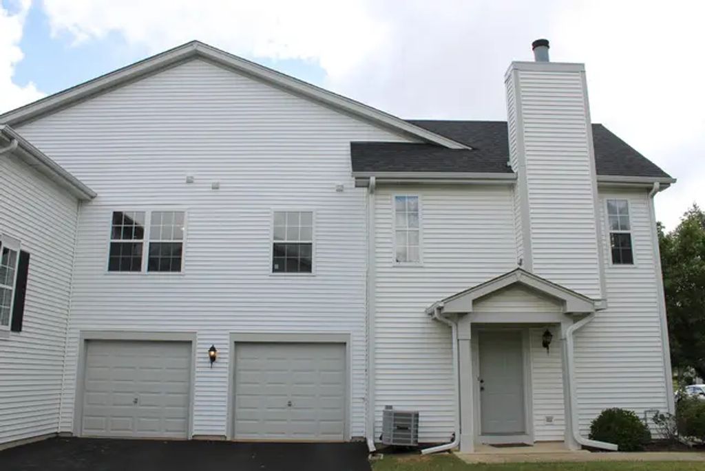 2462 Frost Drive, Aurora