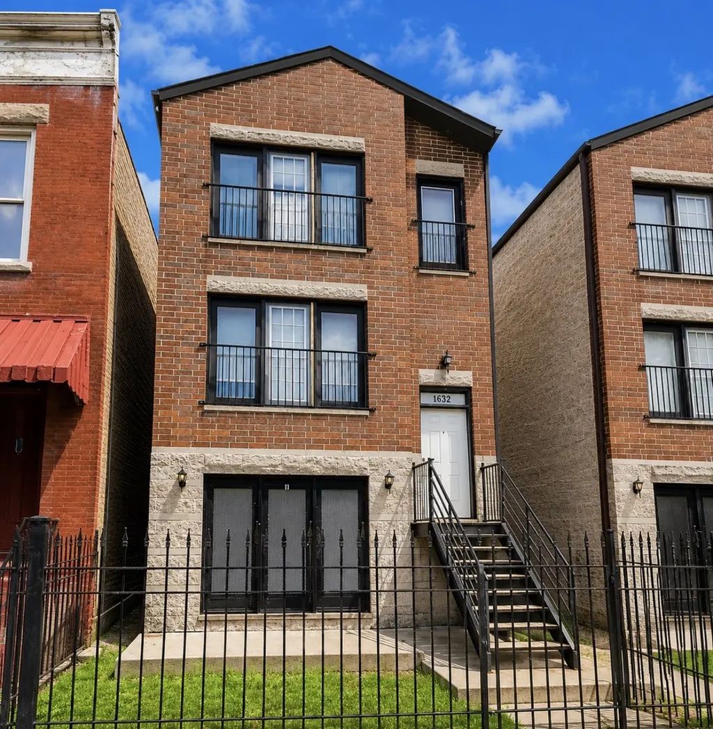 1632 S Homan Avenue, Chicago, 60623
