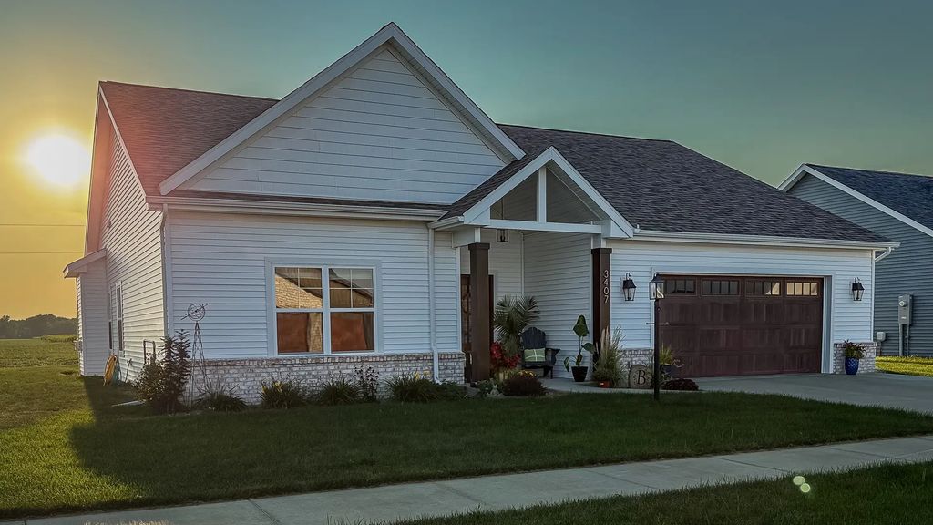 3407 Melissa Lane, Urbana