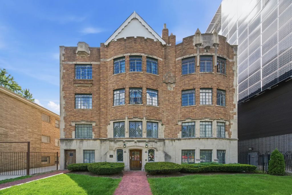 408 S Austin Boulevard 2n, Oak Park, 60304