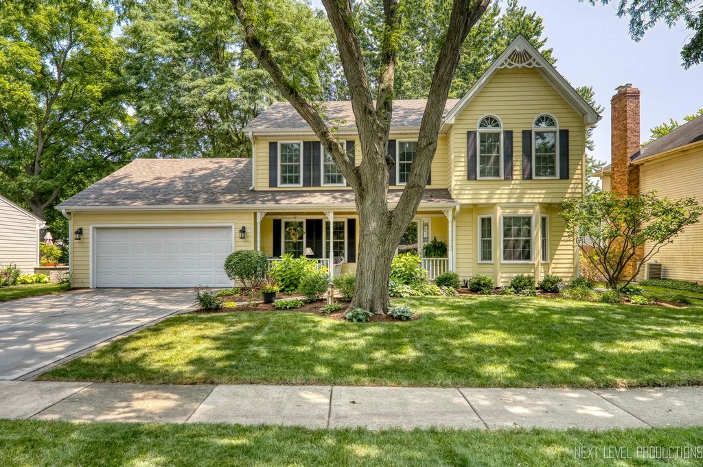 1200 Piccadilly Circle, Naperville