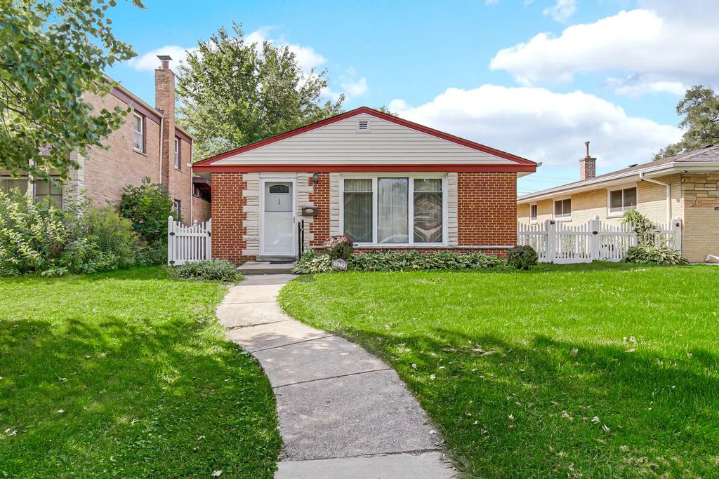 3829 Birchwood Avenue, Skokie, 60076