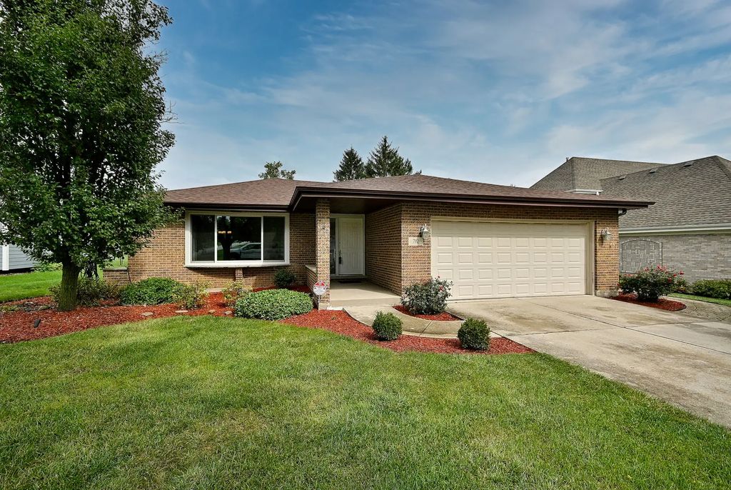 712 67th Street, Darien