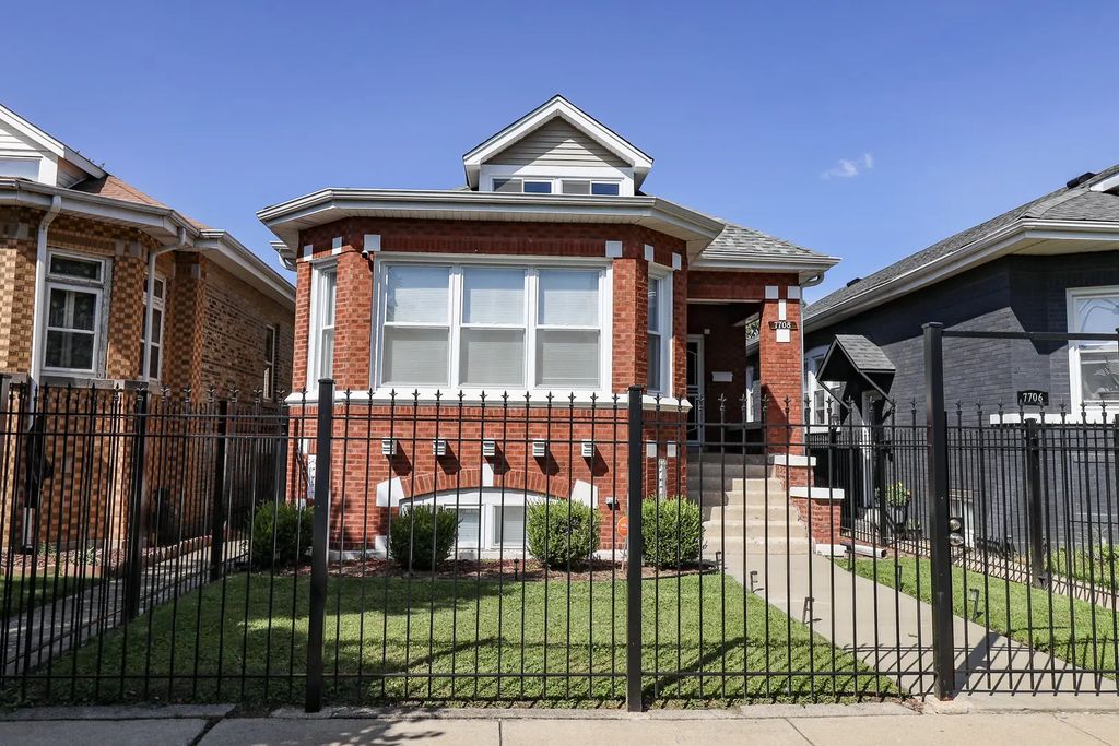7708 S Wolcott Avenue, Chicago