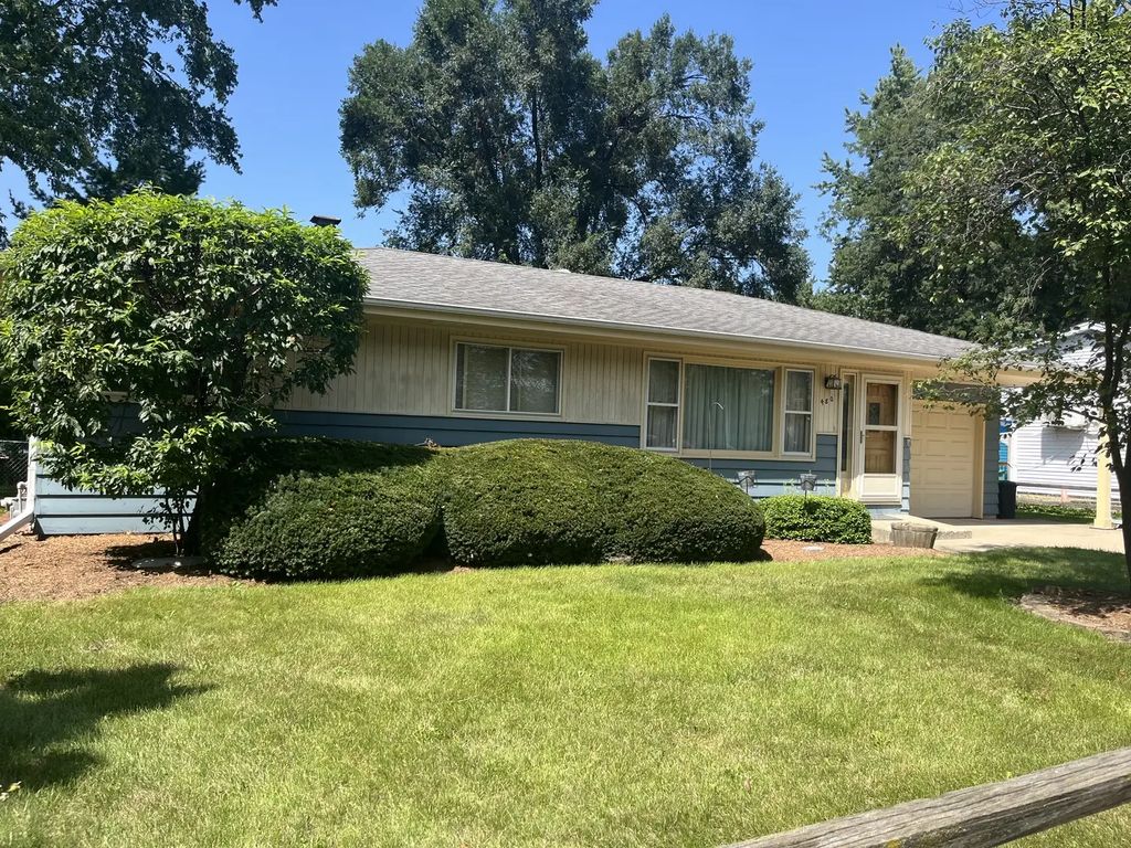 480 Martin Drive, South Elgin