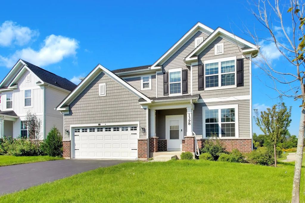 1398 Kessler Drive, Mundelein