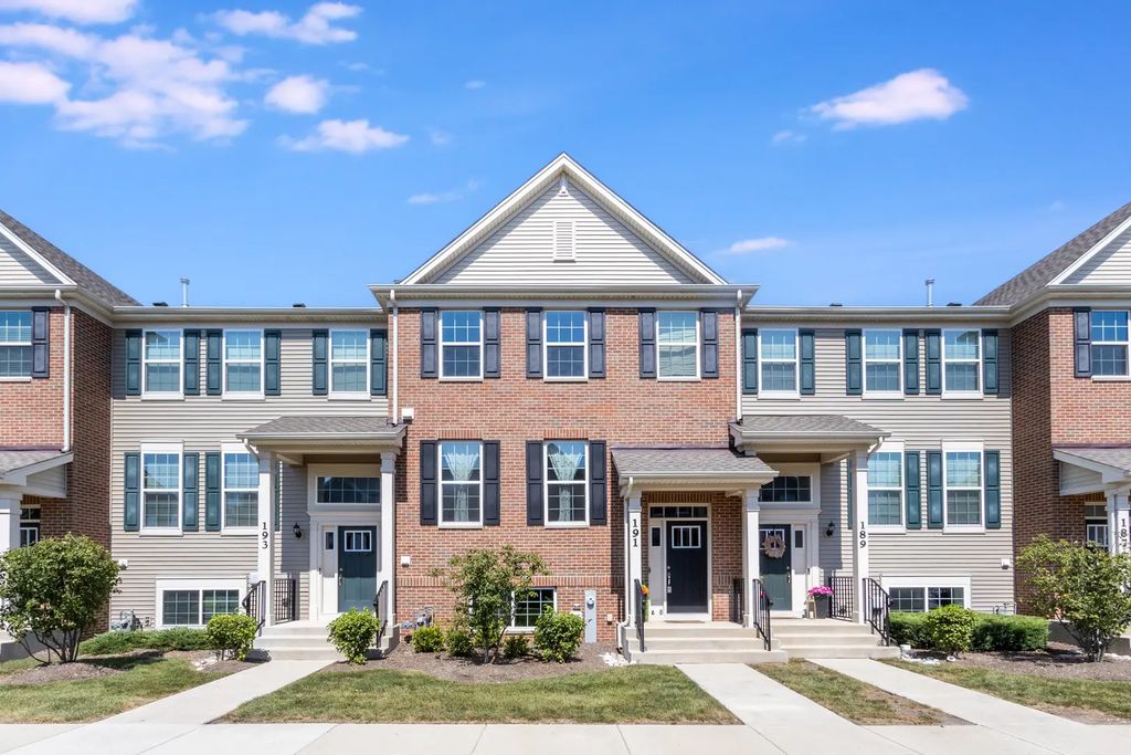 191 Lakeshore Drive, Oswego, 60543
