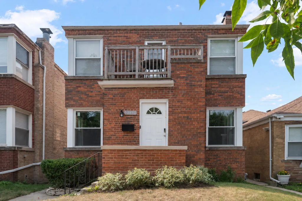 2611 W Jarlath Street, Chicago, 60645