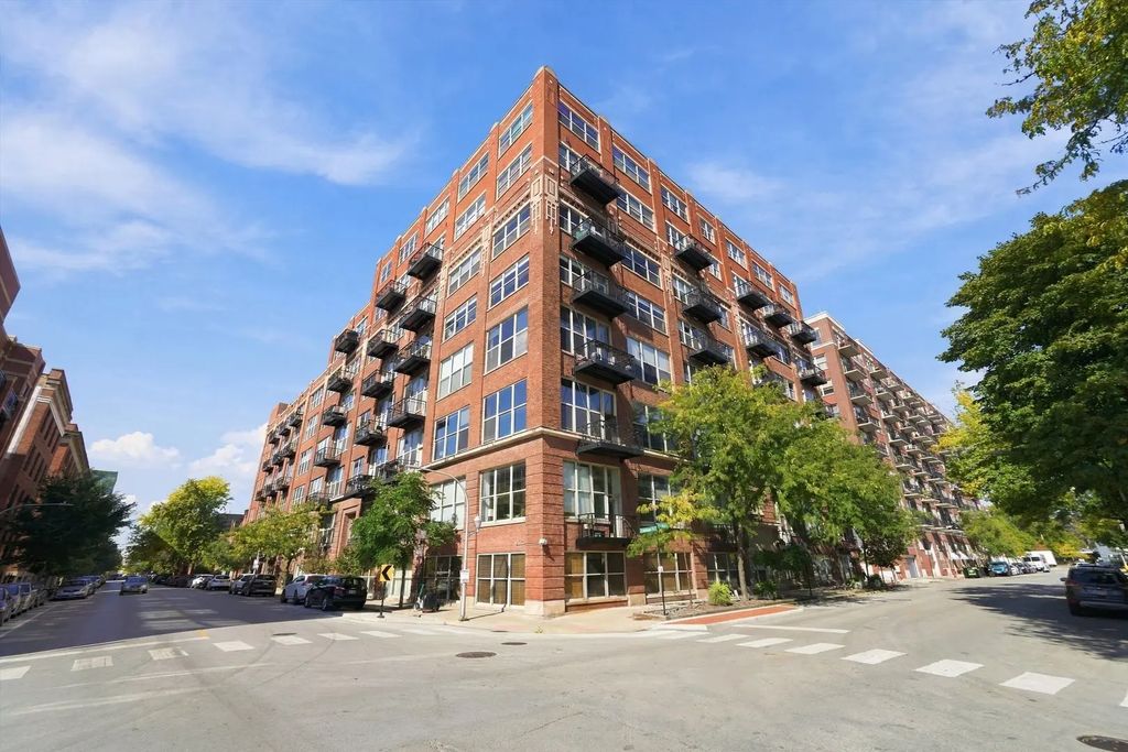 1500 W Monroe Street 525, Chicago