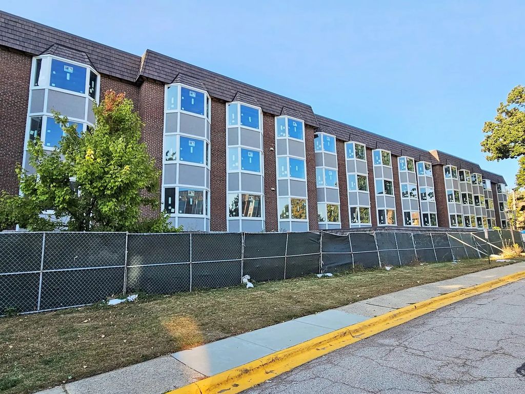 200 Thames Parkway 1k, Park Ridge