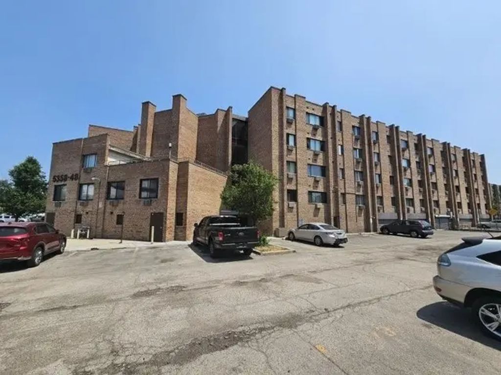 5348 N Cumberland Avenue 405, Chicago, 60656