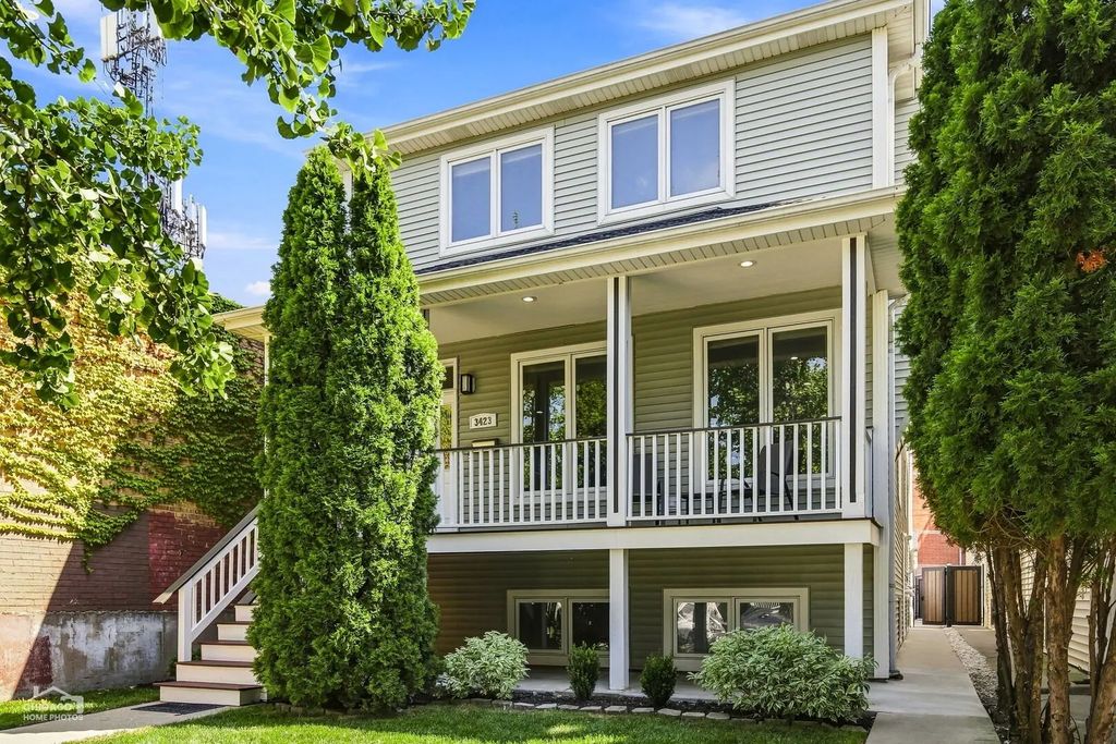 3423 N Albany Avenue, Chicago, 60618