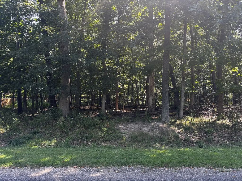 1134 Loganberry Lane, Varna