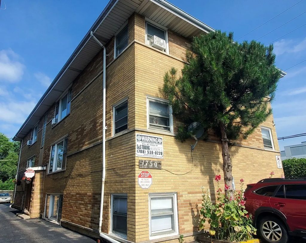 1730 N 1st Avenue Ga, Melrose Park