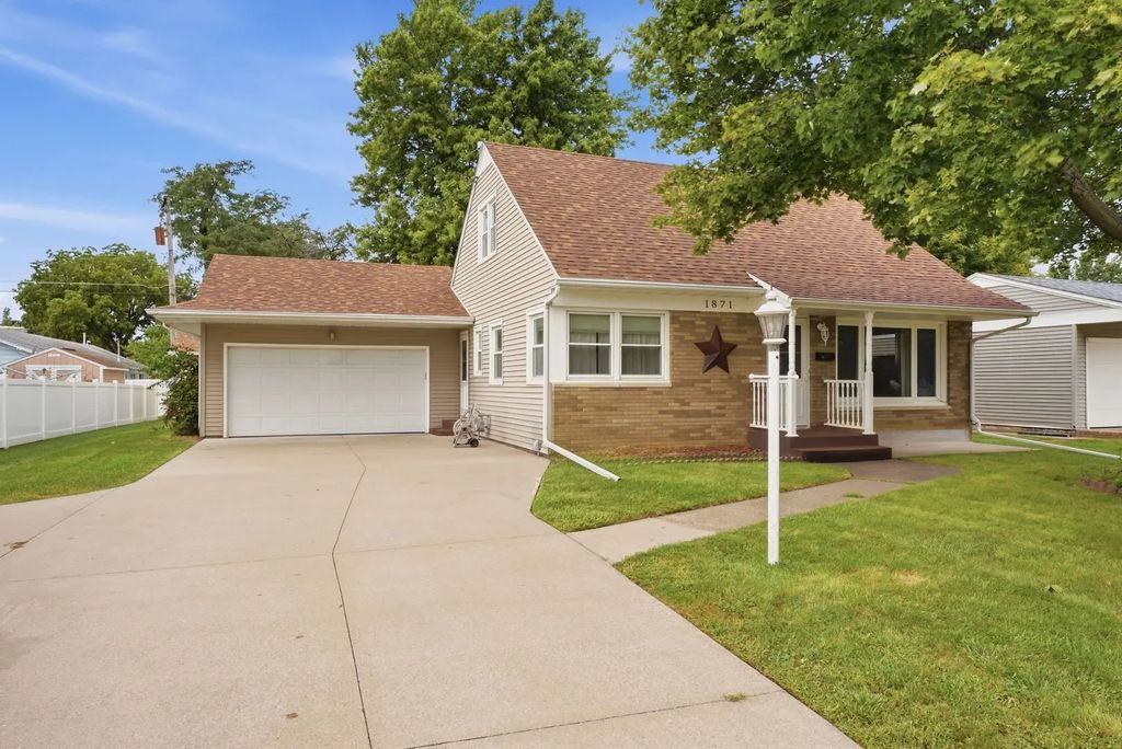 1871 41st Street, Moline