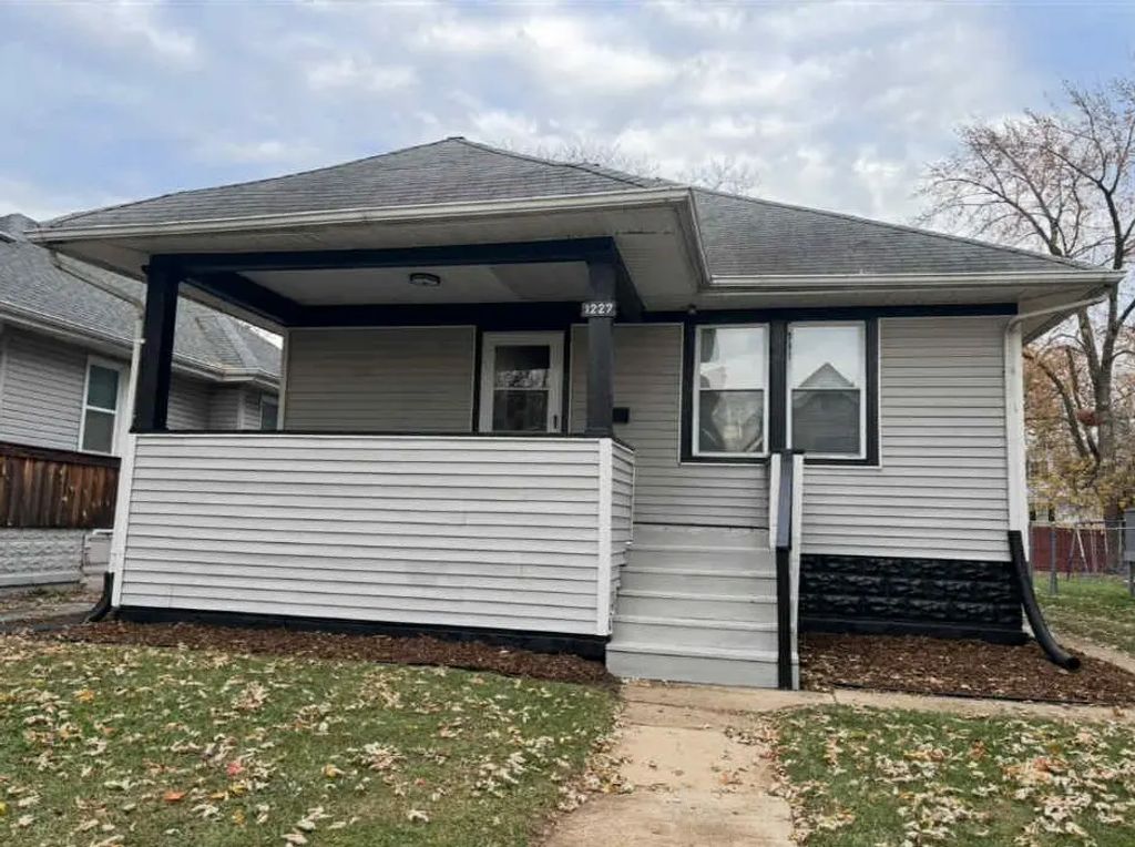 1227 Emerald Avenue, Chicago Heights