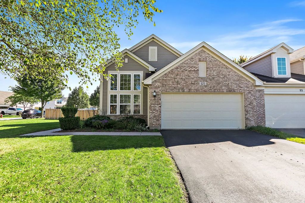 101 Boathouse Road, Pingree Grove