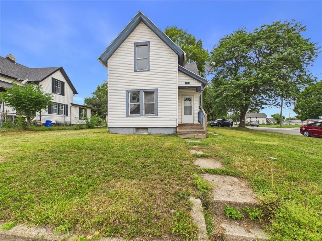 701 Montague Street, Rockford