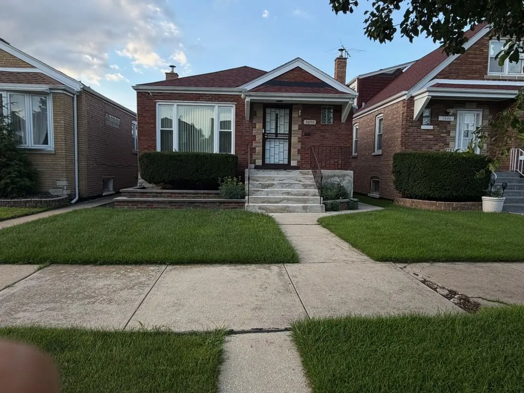 3650 W 68th Street, Chicago