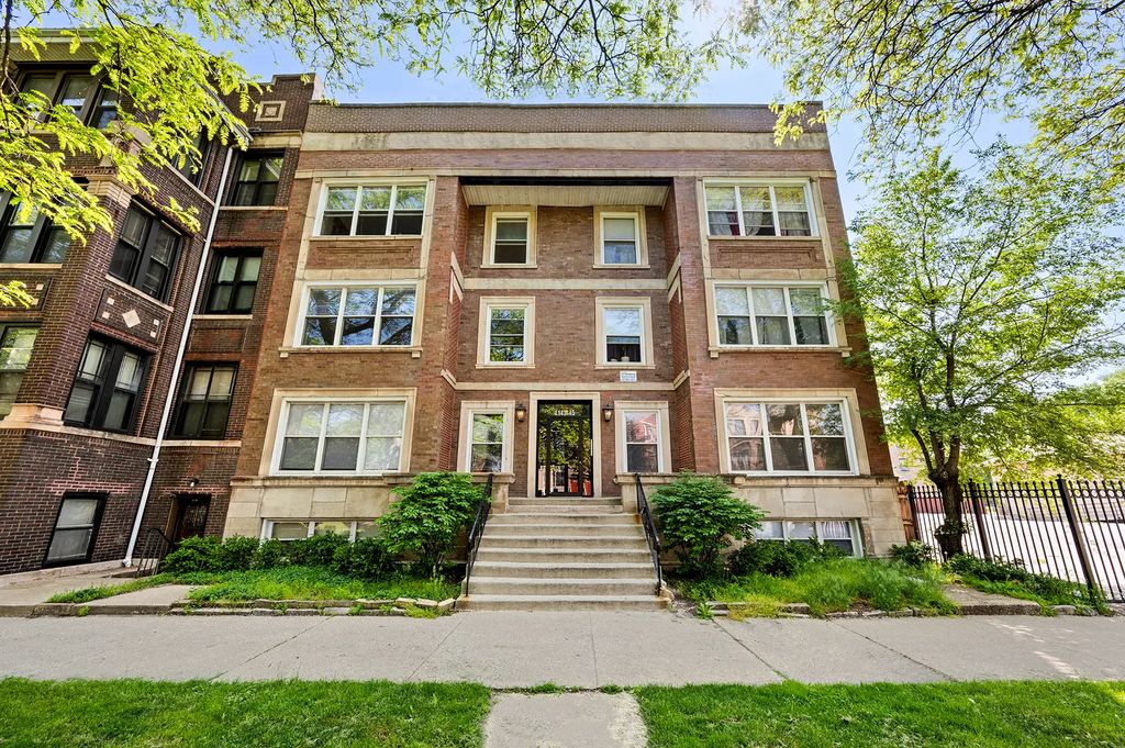 4143 S Michigan Avenue 2, Chicago, 60653