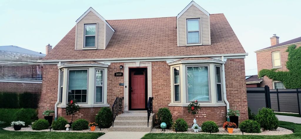 5659 N Olcott Avenue, Chicago