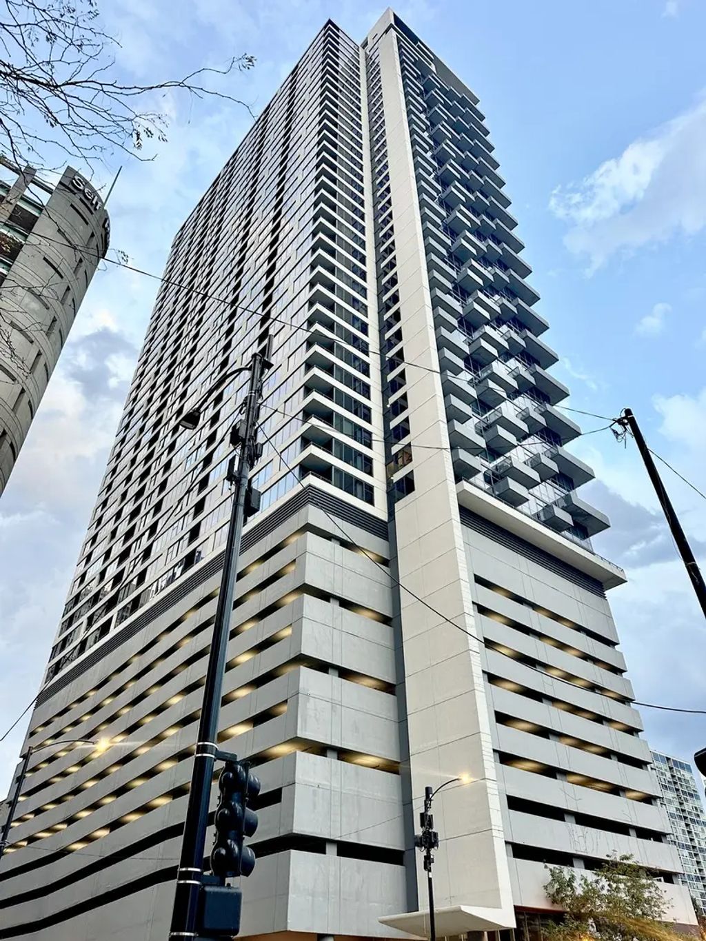 235 W Van Buren Street 3310, Chicago