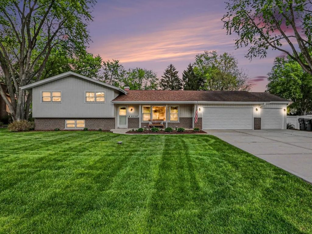 10s287 Alma Lane, Naperville