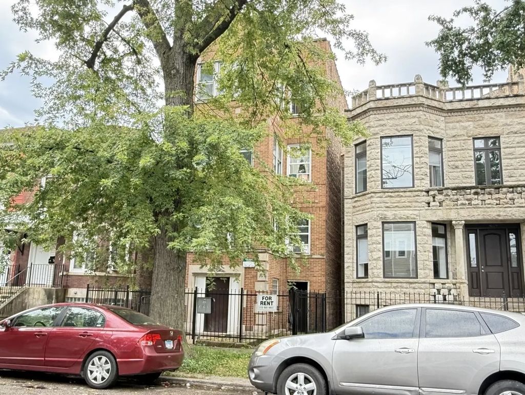 4117 W Wilcox Street 3, Chicago