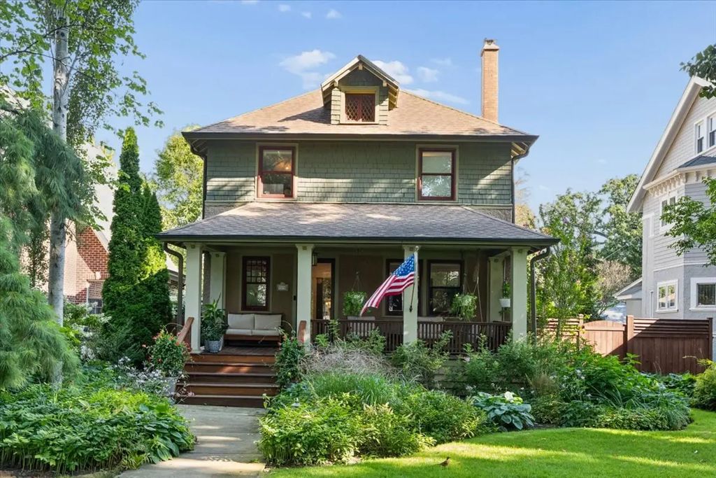 1116 Elmwood Avenue, Wilmette, 60091