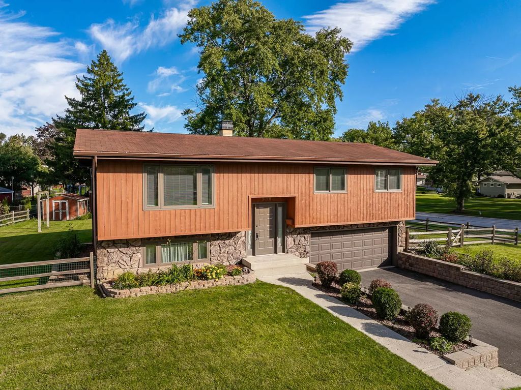 588 Kohley Road, Lisle