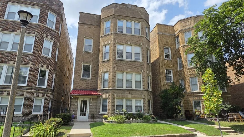 9124 La Crosse Avenue G, Skokie