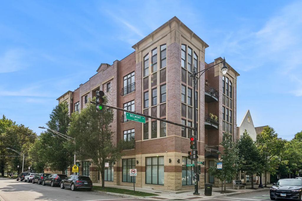 3158 N Paulina Street 2n, Chicago