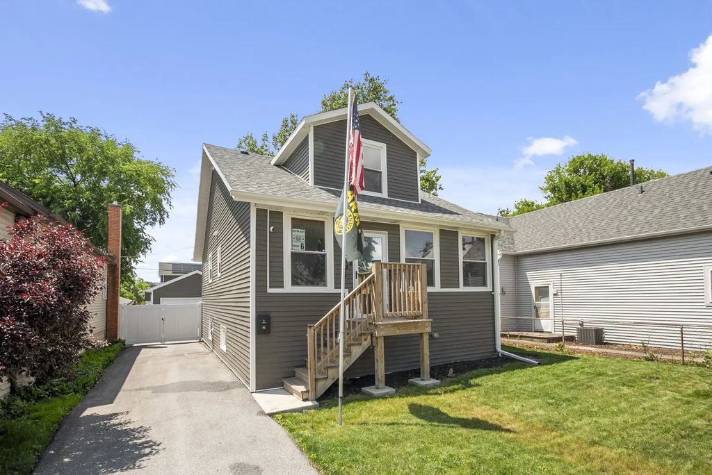 10904 S Kedzie Avenue, Chicago