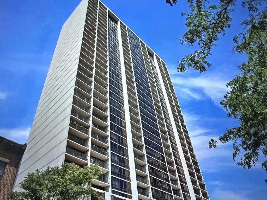1636 N Wells Street 3103, Chicago, 60614
