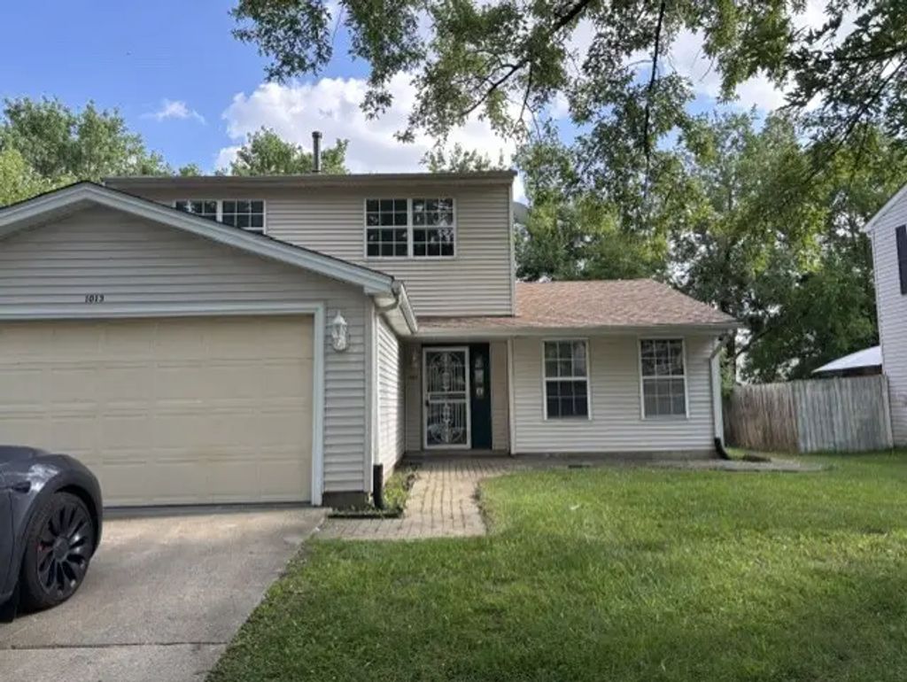 1013 W Briarcliff Road, Bolingbrook
