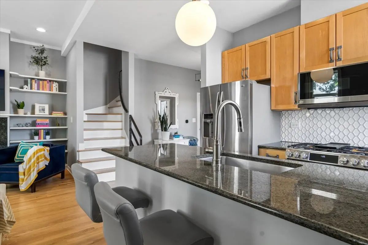 1532 N Paulina Street O, Chicago Property Listing: MLS® #12747832