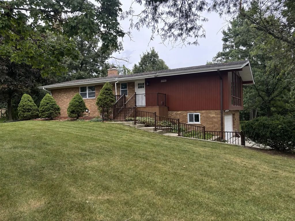 20009 E Brightway Drive, Mokena