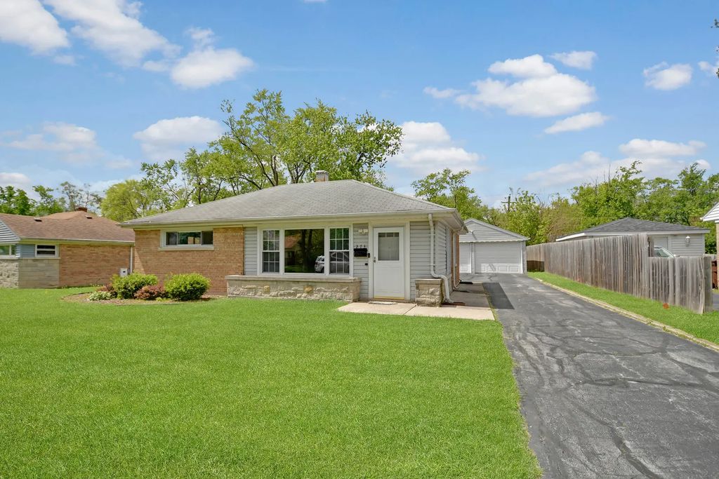 273 Mohawk Street, Park Forest