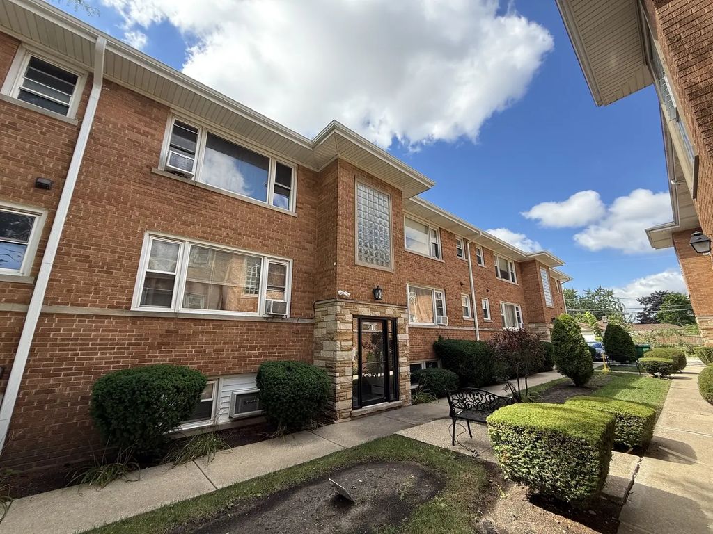 3112 Calwagner Street 1e, Franklin Park