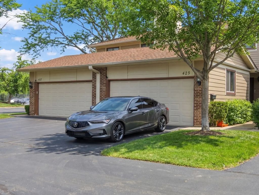 425 E Grouse Lane, Deerfield, 60015